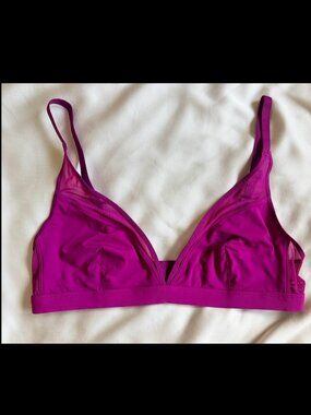 NWT Parade Magenta Bralette // Medium